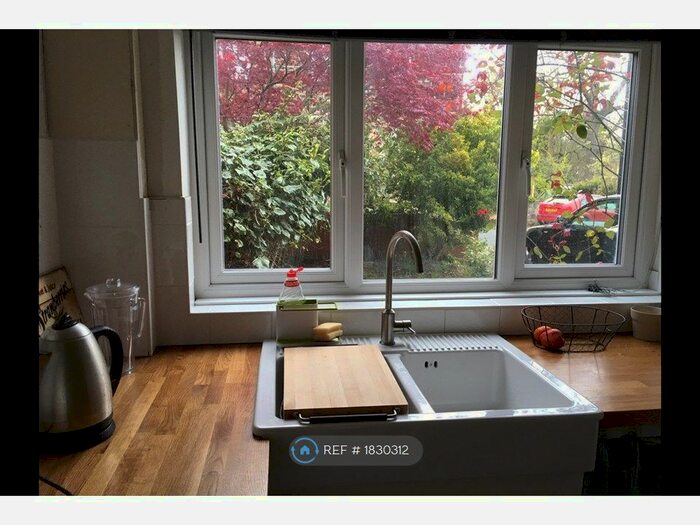 3 Bedroom Terraced House To Rent In Claremont Court, Leeds, LS6