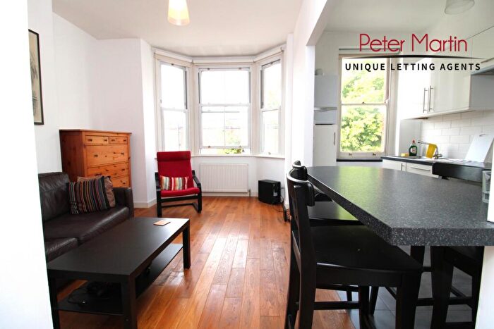 1 Bedroom Flat To Rent In Dynham Road, West Hampstead, NW6
