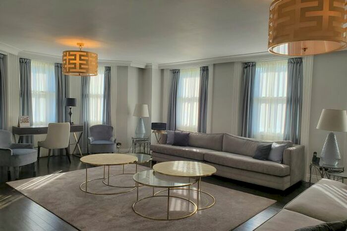 4 Bedroom Flat To Rent In Prince Of Wales Terrace, London, W8