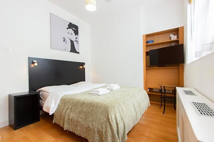 Studio To Rent In North Gower Street, London, NW1