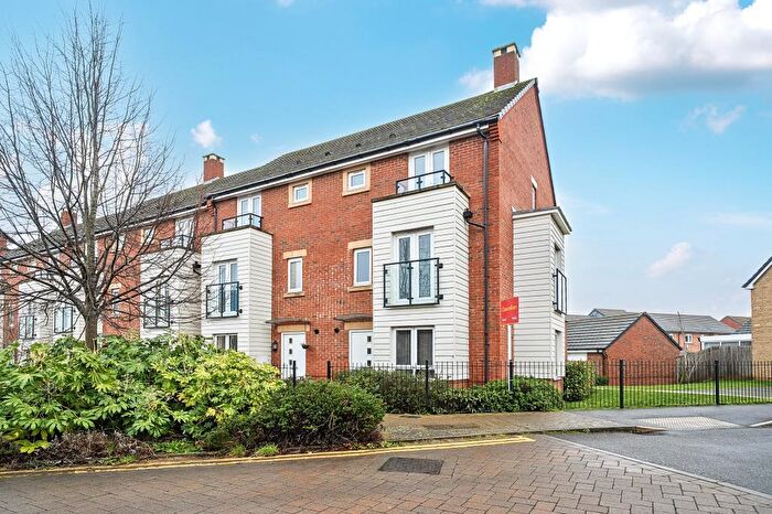 1 Bedroom Flat For Sale In Blackthorn Road, Didcot, OX11