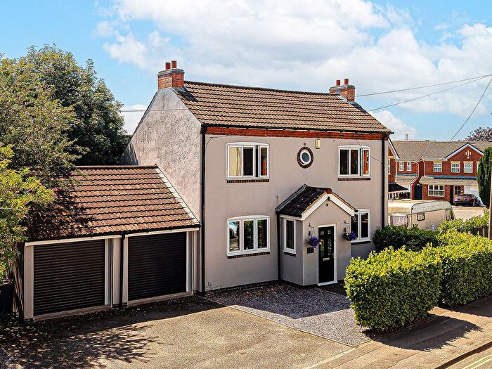 4 Bedroom Detached House For Sale In Ashburton Road, Hugglescote, Coalville, LE67