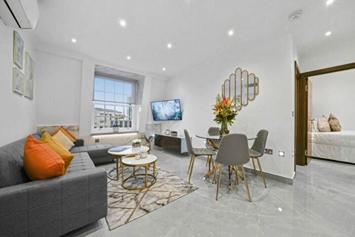 2 Bedroom Flat To Rent In Great Cumberland Place, London, W1H