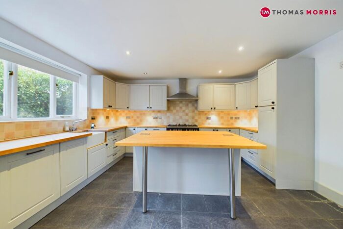 5 Bedroom Detached House To Rent In Church Street, Needingworth, St. Ives, Cambridgeshire, PE27