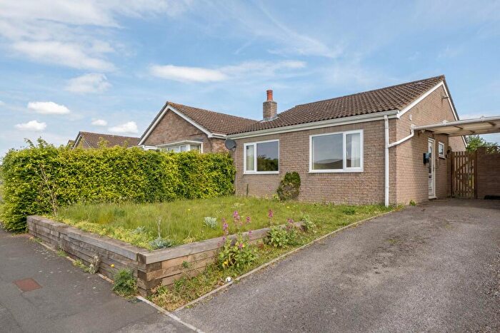2 Bedroom Detached Bungalow For Sale In Pedlars Grove, Frome, BA11