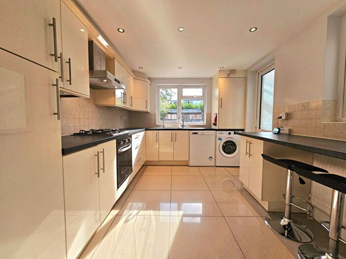 3 Bedroom House To Rent In Bickley Crescent, Bickley, BR2