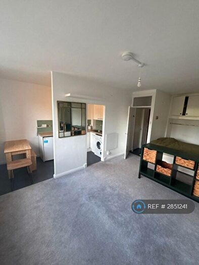 Studio To Rent In Haverstock Hill, London, NW3