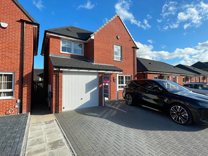 3 Bedroom Detached House For Sale In Cruck Barn Road, Penistone, S36