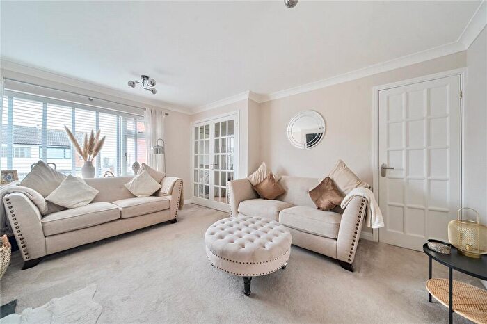 3 Bedroom Semi-Detached House For Sale In The Gills, Otley, LS21