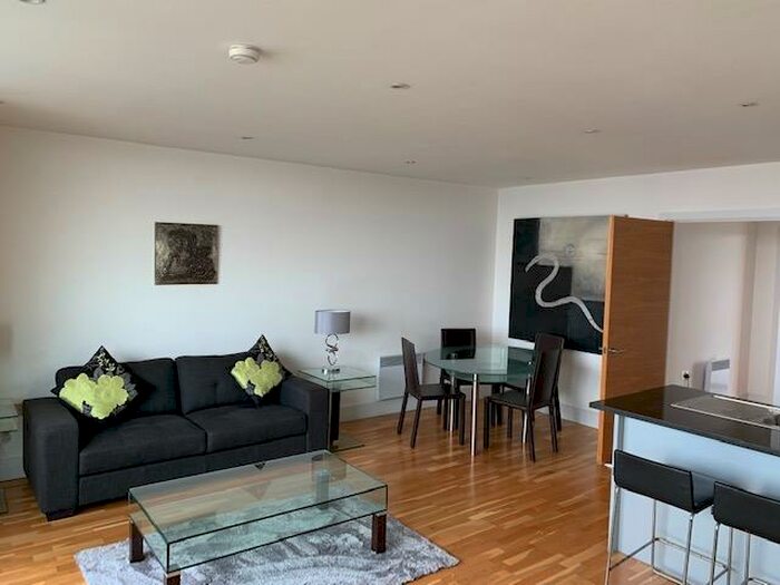 2 Bedroom Apartment To Rent In Rumford Place, Liverpool, L3