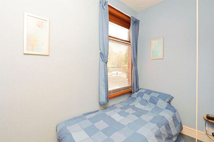 3 Bedroom Terraced House For Sale In Moor Street, Coventry, CV5