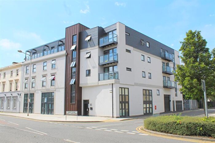 1 Bedroom Apartment For Sale In Dixie, Cardiff Bay ( Bed ) *, CF10