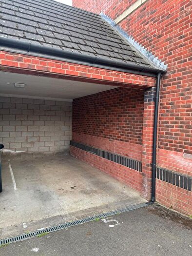 1 Bedroom Flat For Sale In Parklands Avenue, Birmingham, B20