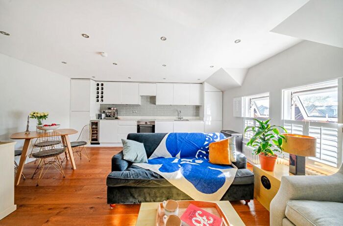 2 Bedroom Property To Rent In Ellison Road, London, SW16