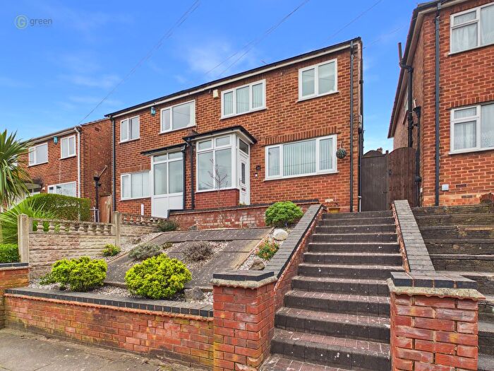 3 Bedroom Semi-Detached House For Sale In Cramlington Road, Birmingham, B42
