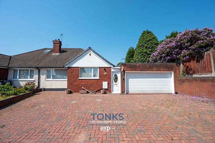 3 Bedroom Semi Detached Bungalow For Sale In Walton Close, Rowley Regis, B65