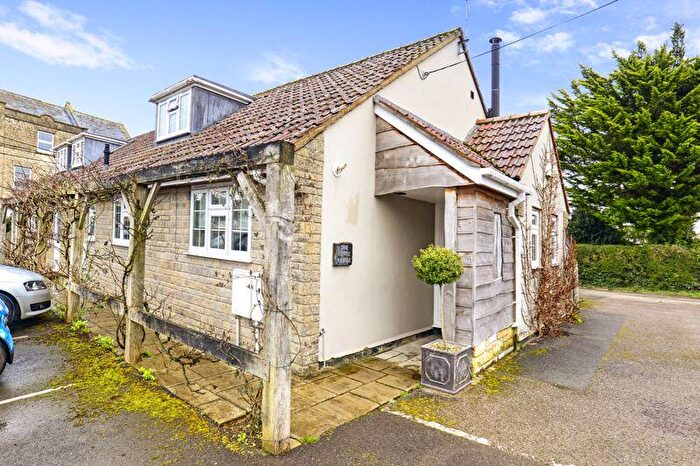 2 Bedroom Cottage To Rent In Burton Street, Marnhull, DT10