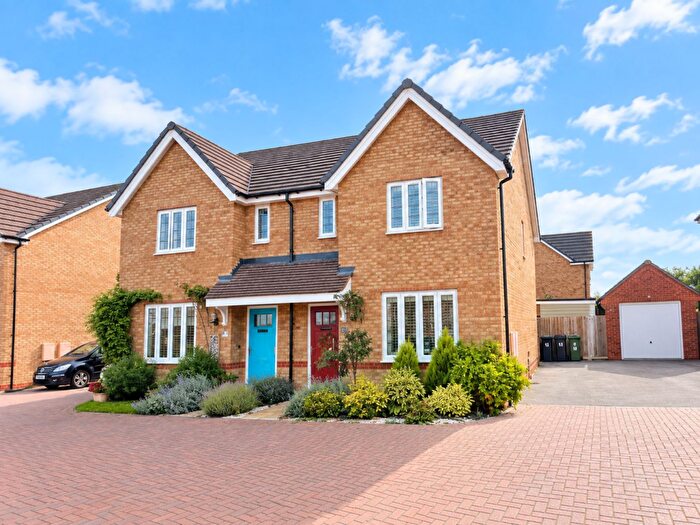3 Bedroom Semi-Detached House For Sale In Virginia Place, Lower Stondon, Henlow, SG16