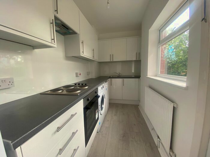 4 Bedroom Terraced House To Rent In Great Cambridge Road, London, N9