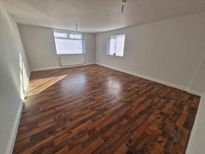 2 Bedroom Flat To Rent In Wallasey Road, Wallasey, Merseyside, CH44