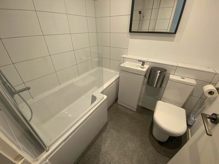 1 Bedroom Flat To Rent In Oliver Court, London Road, Stoneygate, LE2