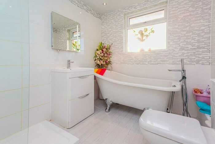 5 Bedroom Semi-Detached House To Rent In Blackpool Old Road, Blackpool, Lancashire, FY3