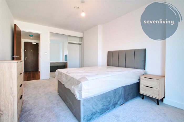 1 Bedroom Apartment To Rent In The Grand Exchange, Market Place, Bracknell, Berkshire, RG12