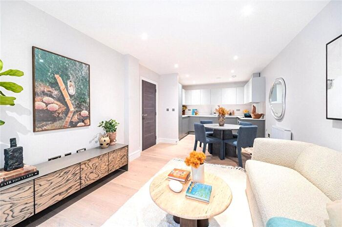 1 Bedroom Apartment For Sale In Stamford Road, London, N1