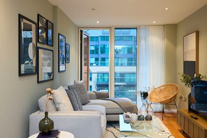 1 Bedroom Flat To Rent In Millharbour, E14