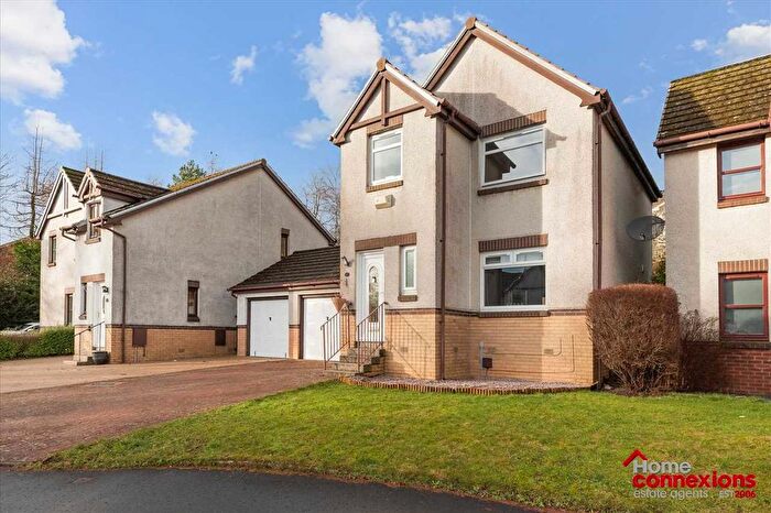 3 Bedroom Detached House For Sale In Alwyn Drive, Stewartfield, East Kilbride, G74