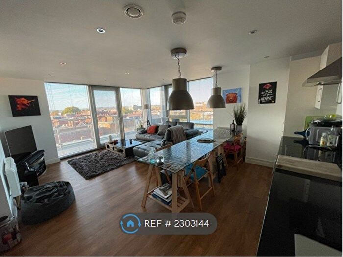 2 Bedroom Flat To Rent In Great Western Street, Aylesbury, HP20