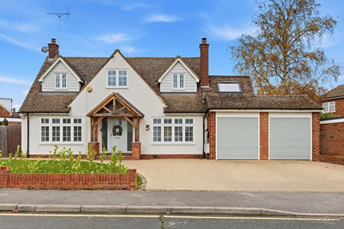 4 Bedroom Detached House For Sale In Pine Close, Ingatestone, CM4