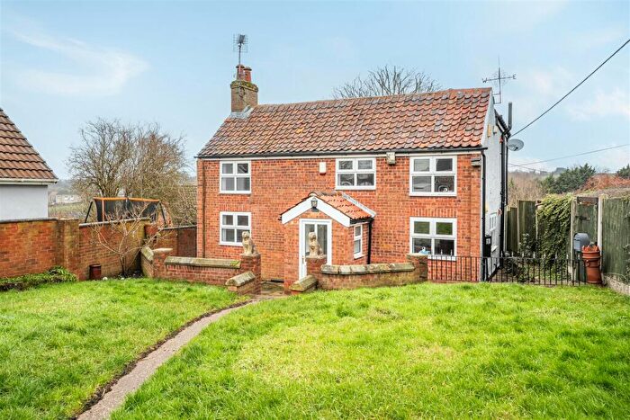 3 Bedroom Cottage For Sale In Nottingham Road, Selston, NG16