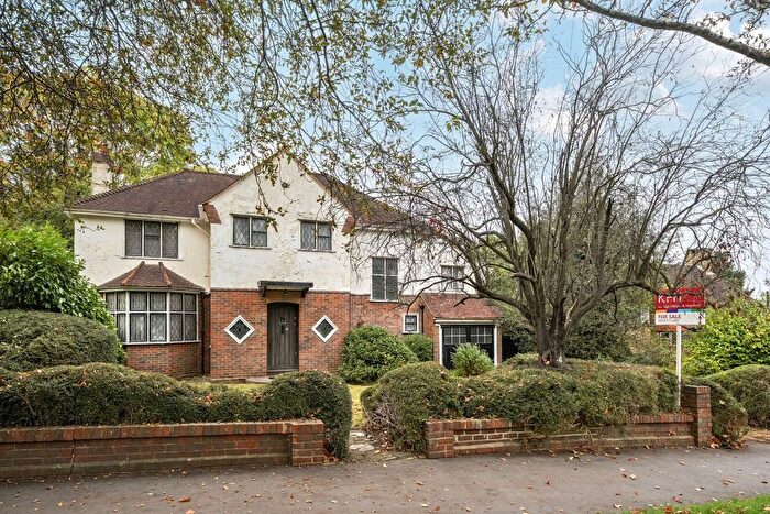 4 Bedroom Detached House For Sale In Sandilands, Croydon, Surrey, CR0