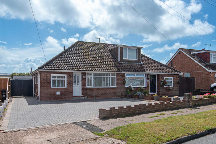 2 Bedroom Semi-Detached Bungalow For Sale In Burnside Crescent, Sompting, BN15