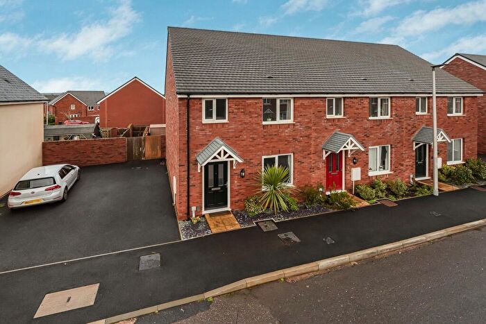 3 Bedroom End Of Terrace House For Sale In Radfords Turf, Cranbrook, EX5