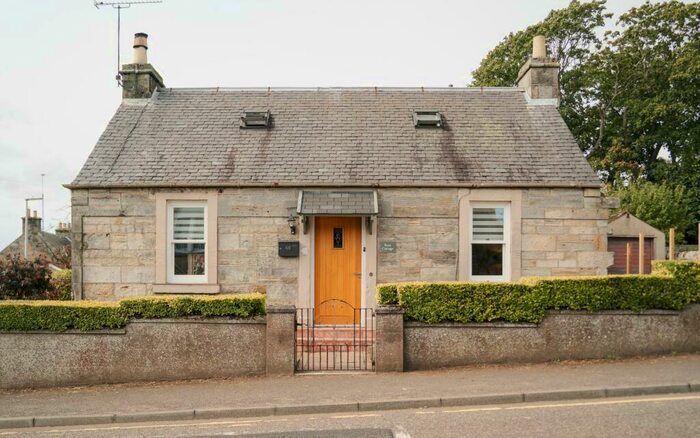 2 Bedroom Detached House For Sale In Main Street, Strathkinness, St Andrews, Fife, KY16