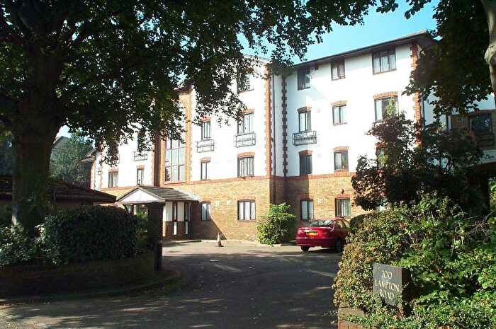 2 Bedroom Flat To Rent In The Beeches, Lampton Road, Hounslow, TW3