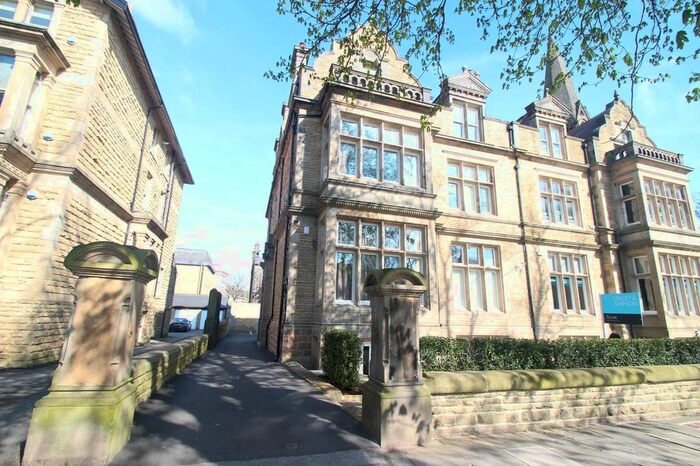 2 Bedroom Flat To Rent In Victoria Avenue, Harrogate, Uk, HG1