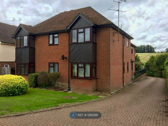 1 Bedroom Flat To Rent In Seymour Court Road, Marlow SL7