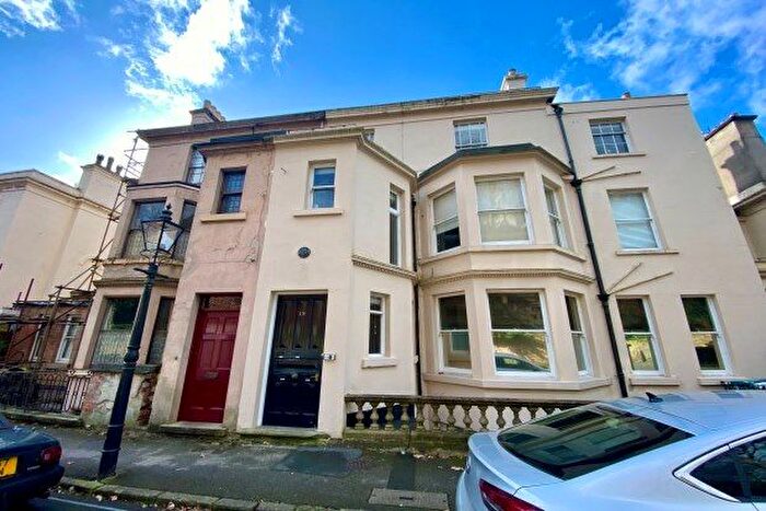 2 Bedroom Flat To Rent In Park Valley, Nottingham, NG7