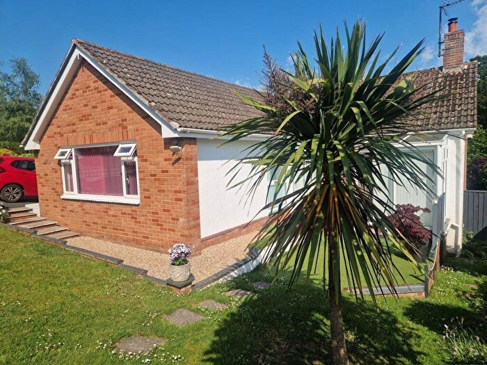 3 Bedroom Detached Bungalow For Sale In Grange Close, Lympstone, EX8