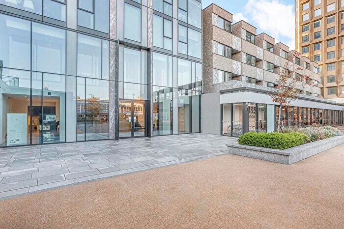 1 Bedroom Flat To Rent In Highgate Hill, London, N19