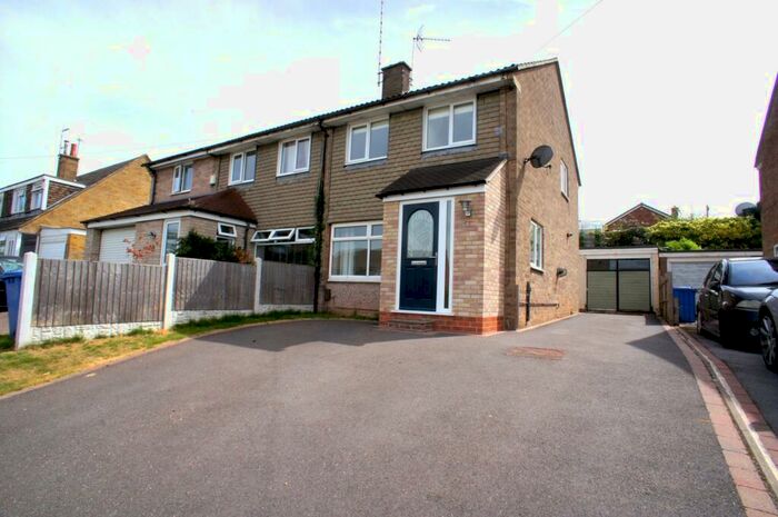 3 Bedroom Semi-Detached House To Rent In Portreath Drive, Allestree, DE22