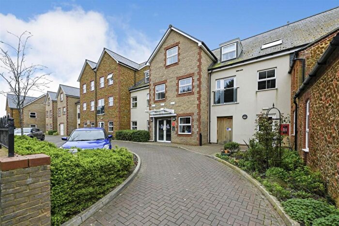 1 Bedroom Apartment For Sale In Eastland Grange, Valentine Road, Hunstanton, PE36