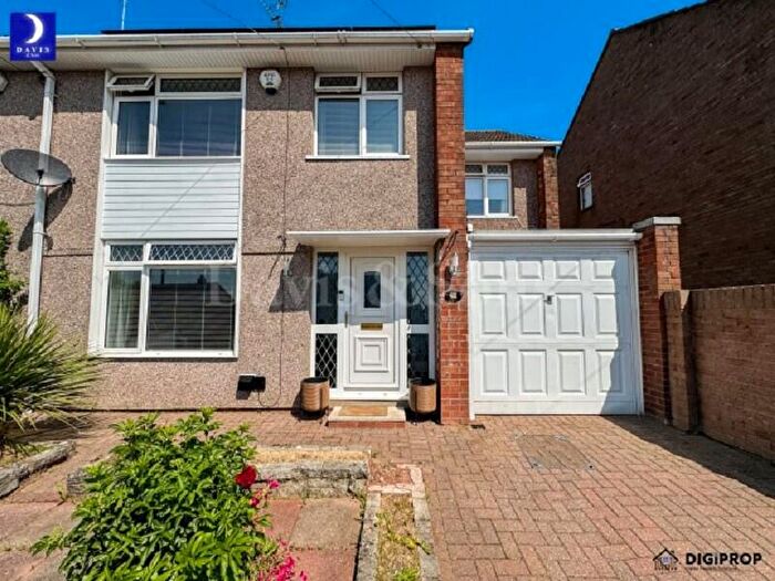 4 Bedroom Semi-Detached House For Sale In Hollybush Avenue, Newport., NP20