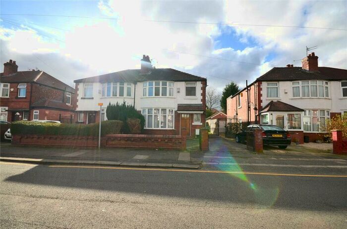 3 Bedroom Semi-Detached House To Rent In Arnfield Road, Withington, Manchester, M20