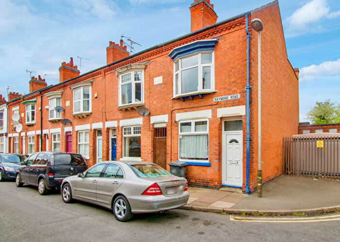 3 Bedroom Terraced House To Rent In Raymond Road, Leicester, LE3