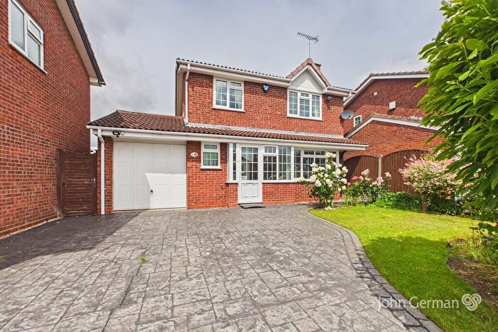 4 Bedroom Detached House For Sale In Longbow Close, Stretton, DE13