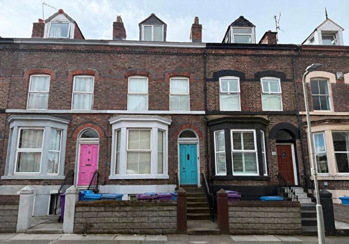 6 Bedroom Terraced House For Sale In Chestnut Grove, Wavertree, Liverpool, Merseyside, L15